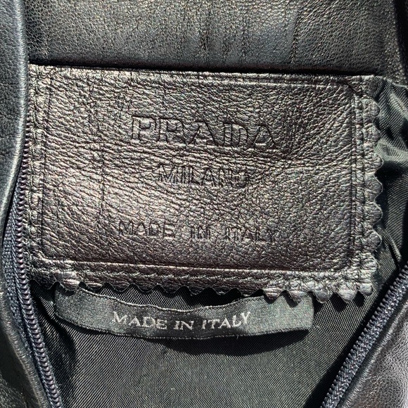 VINTAGE PRADA LEATHER SKIRT - Picture 5 of 5